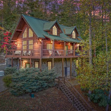 Relaxation Retreat - Pickleball Cabin - Wi-Fi, Fire Pit With Bar, Ev, Game Room, Hot Tub, Pool Access - Mins To Pf Sevierville Zewnętrze zdjęcie
