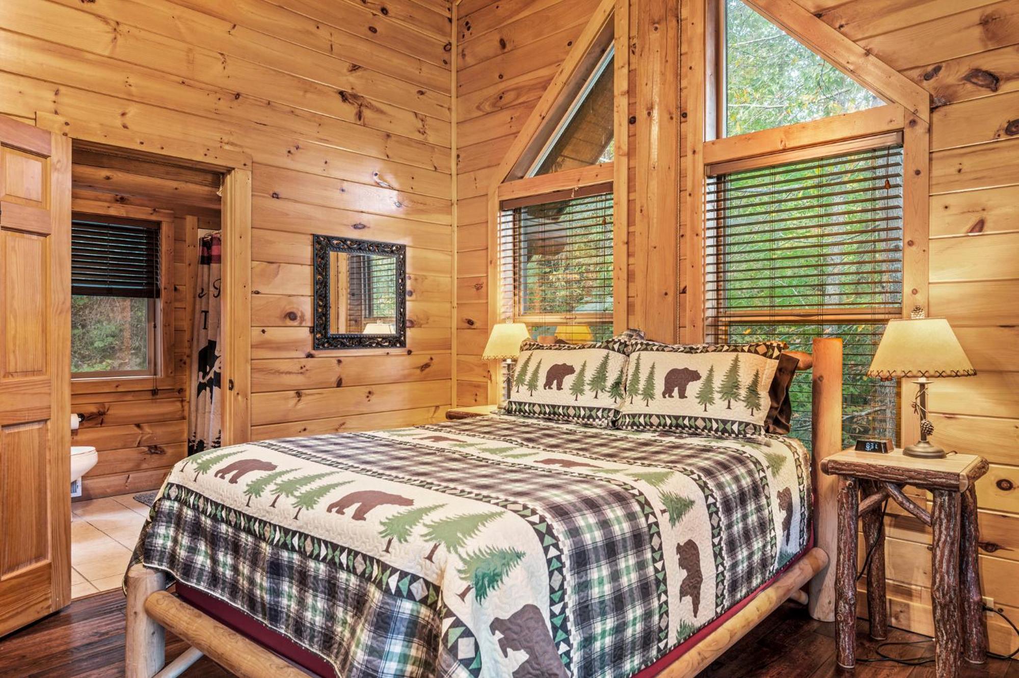 Relaxation Retreat - Pickleball Cabin - Wi-Fi, Fire Pit With Bar, Ev, Game Room, Hot Tub, Pool Access - Mins To Pf Sevierville Zewnętrze zdjęcie